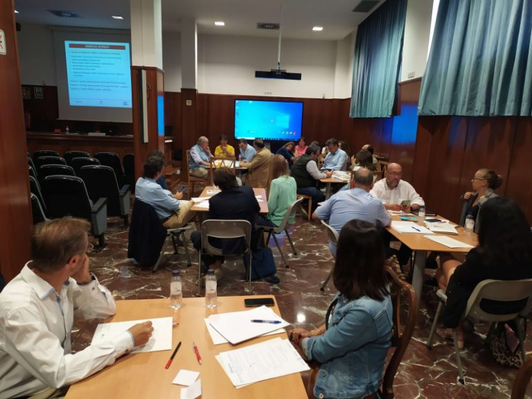Empresas del Club, vocales del Pleno y técnicos participan en la primera jornada de Cooperación e Innovación