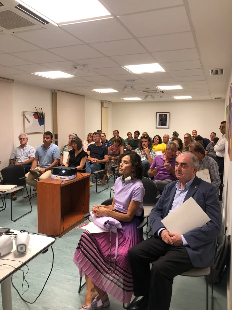 Comarca Hoya de Huesca y la Cámara de Comercio sensibilizan a 30 municipios  sobre las ventajas de las comunidades energéticas