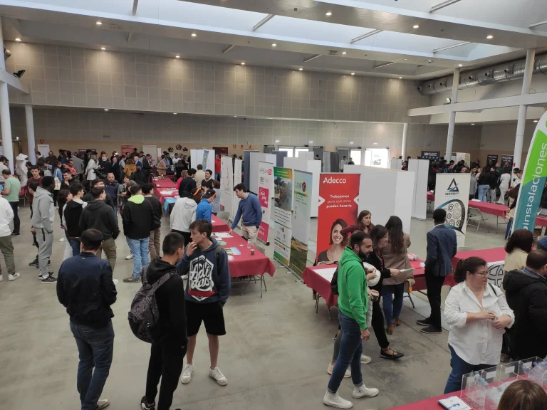 Barbastro acoge la II Feria de Empleo y FP Dual
