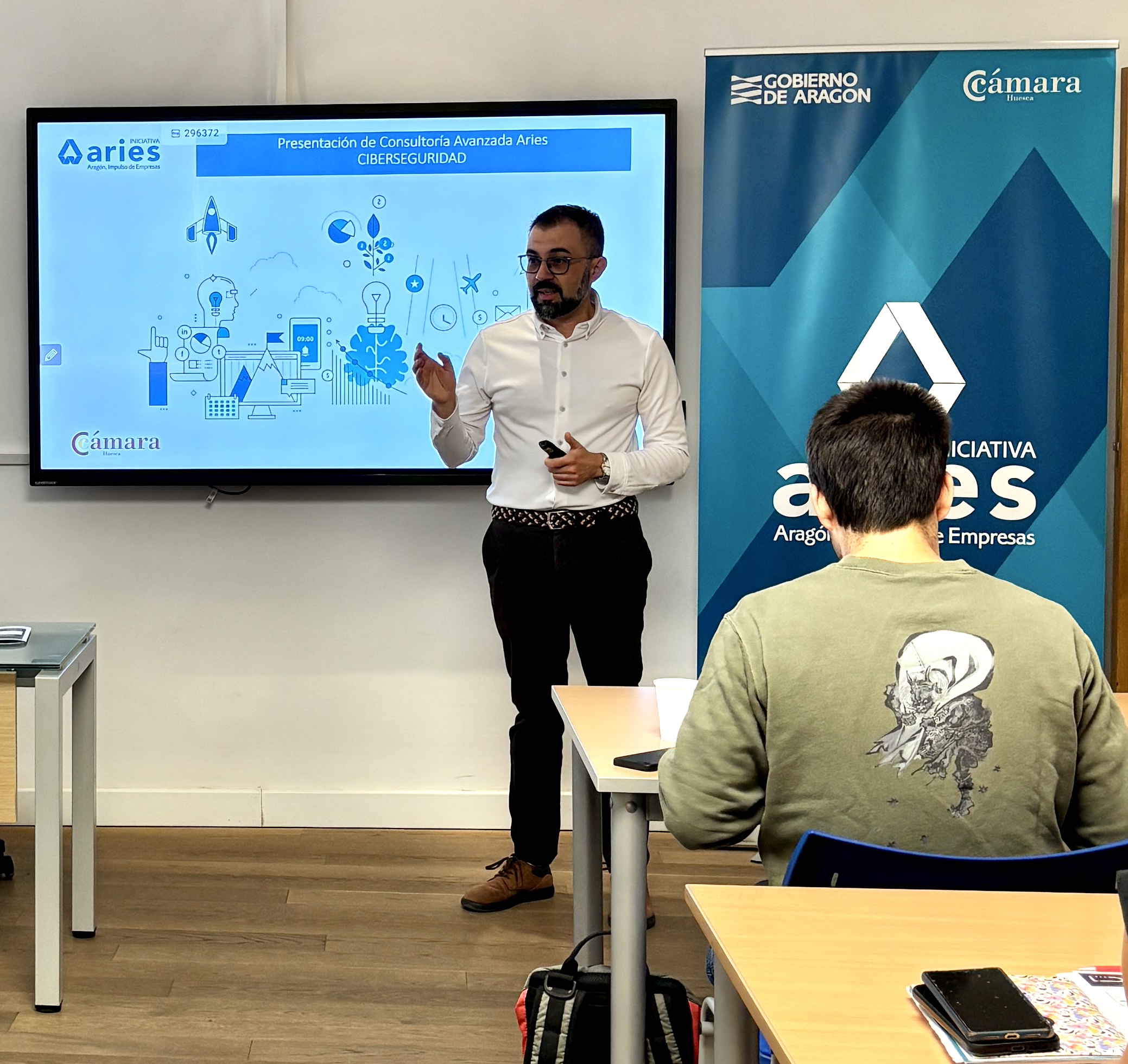 La Cámara reúne a las empresas de la Red Aries en una jornada sobre ciberseguridad, inteligencia artificial y datos